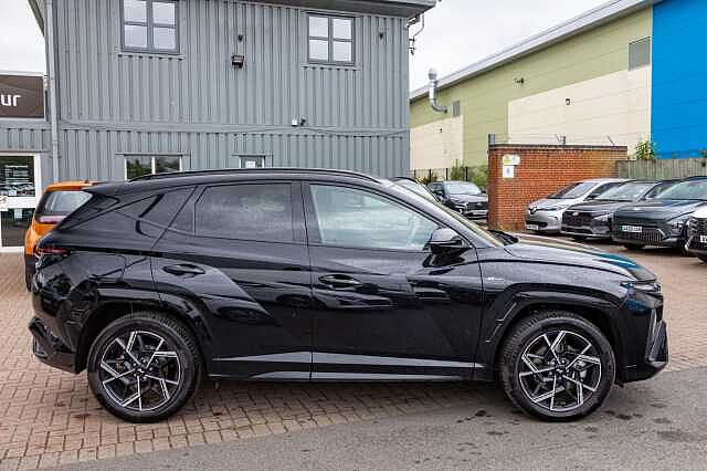 Hyundai Tucson Estate 1.6T Plug-in Hybrid N Line 5dr 4WD Auto