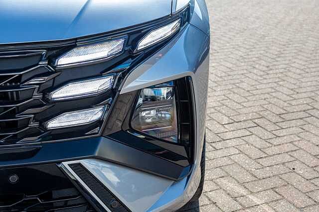 Hyundai TUCSON ESTATE 1.6T Plug-in Hybrid N Line 5dr Auto Shimmering Silver