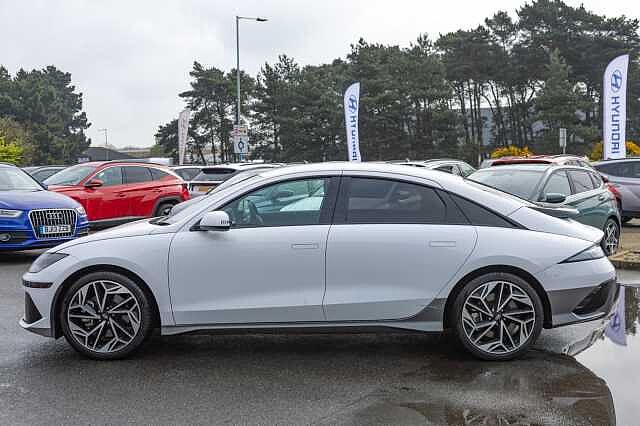 Hyundai IONIQ 6 E (228ps) Premium 77kWh (Single Motor) RWD