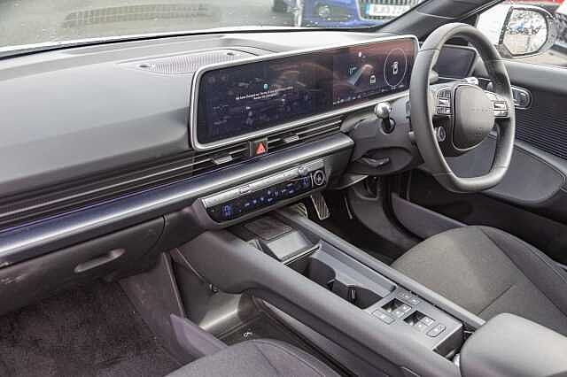 Hyundai IONIQ 6 E (228ps) Premium 77kWh (Single Motor) RWD