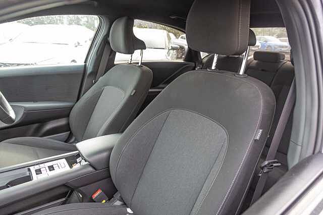 Hyundai IONIQ 6 E (228ps) Premium 77kWh (Single Motor) RWD