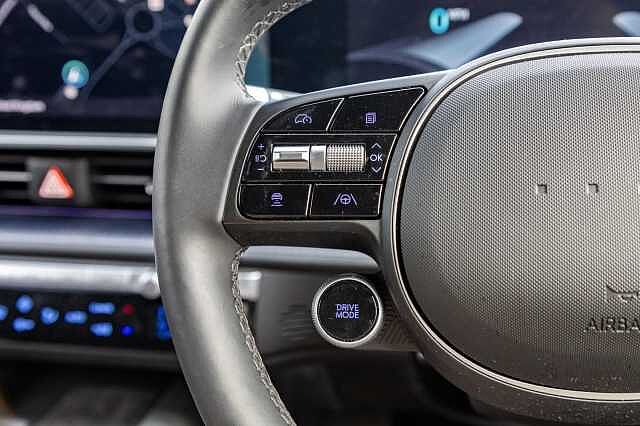 Hyundai IONIQ 6 E (228ps) Premium 77kWh (Single Motor) RWD