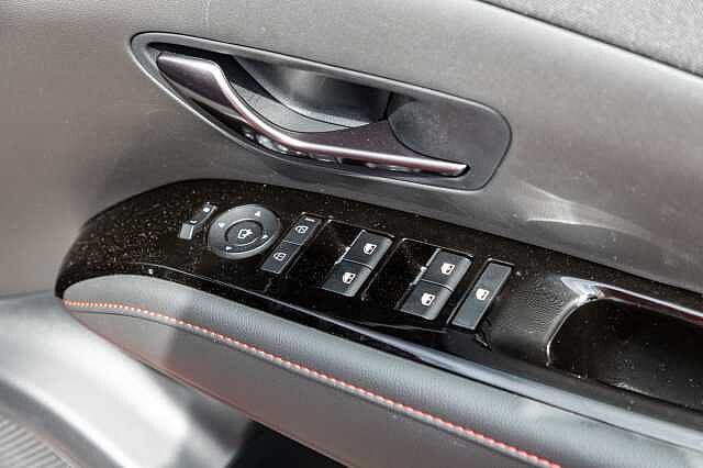 Hyundai Tucson 1.6T Plug-in Hybrid N Line S 5dr Auto