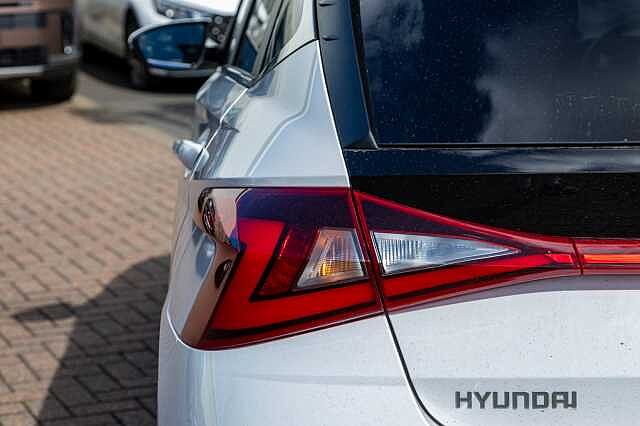 Hyundai I20 1.0 T-GDi (100ps) Premium Atlas White