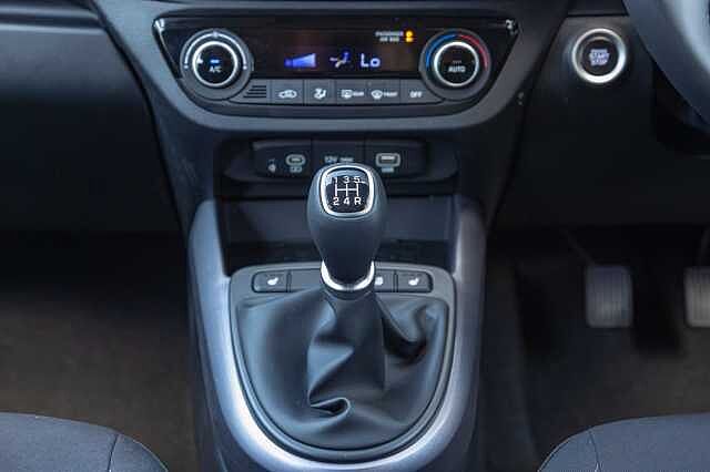 Hyundai i10 1.0 [63] Premium 5dr [Nav]