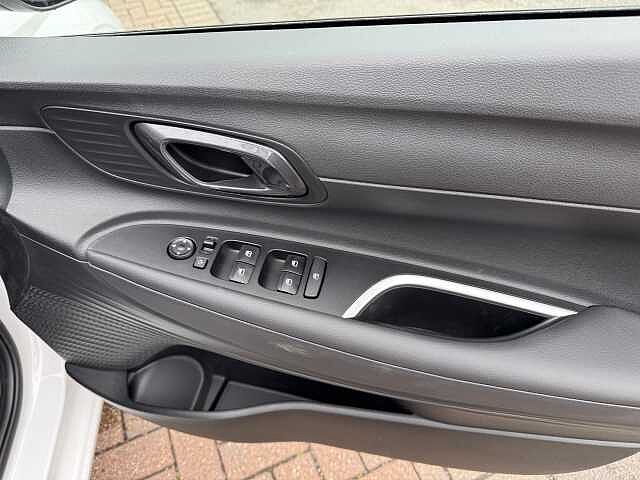 Hyundai i20 1.0T GDi Premium 5dr