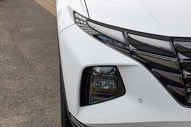 Hyundai TUCSON 1.6 TGDi Premium 5dr 2WD Atlas White