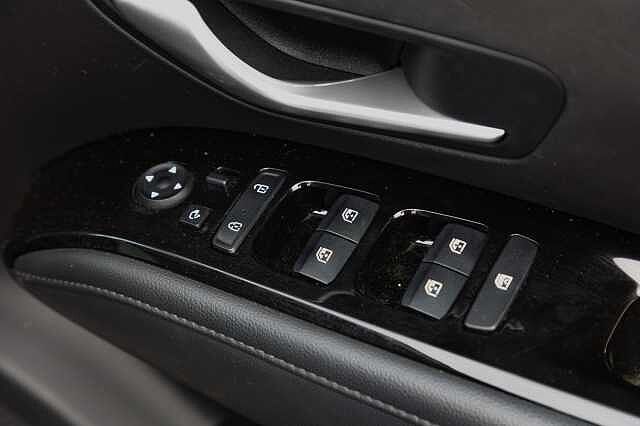 Hyundai TUCSON 1.6 TGDi Premium 5dr 2WD Atlas White