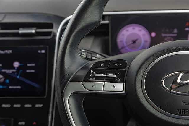 Hyundai TUCSON 1.6 TGDi Premium 5dr 2WD Atlas White