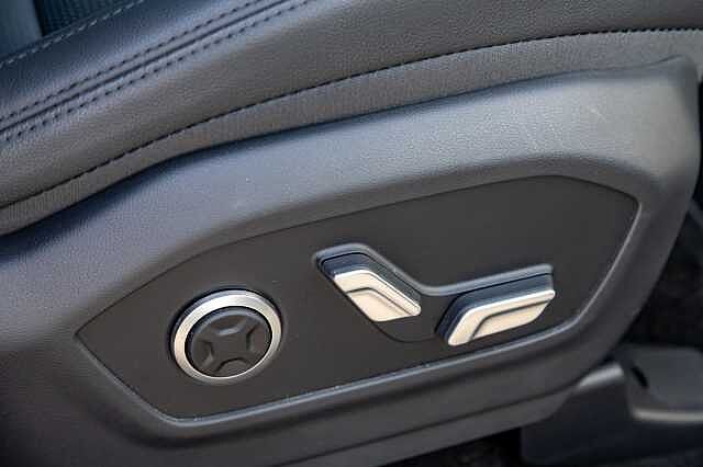 Hyundai SANTA FE 1.6 TGDi Plug-in Hybrid Ultimate 5dr 4WD Auto