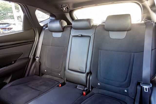 Hyundai TUCSON 1.6 TGDi Hybrid 230 N Line S 5dr 2WD Auto Engine Red