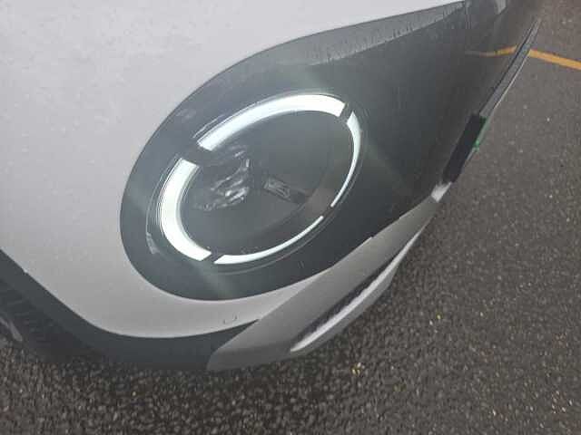 Hyundai 02 85KW 02 White