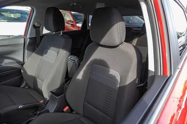 Hyundai BAYON 1.0 TGDi Premium 5dr Red