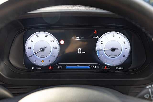 Hyundai BAYON 1.0 TGDi Premium 5dr Red