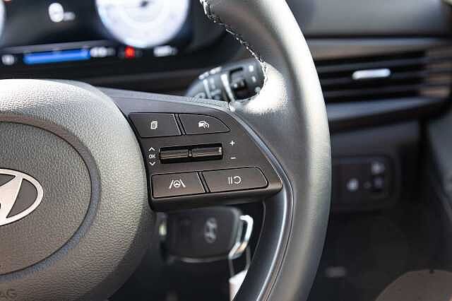 Hyundai BAYON 1.0 TGDi Premium 5dr Red