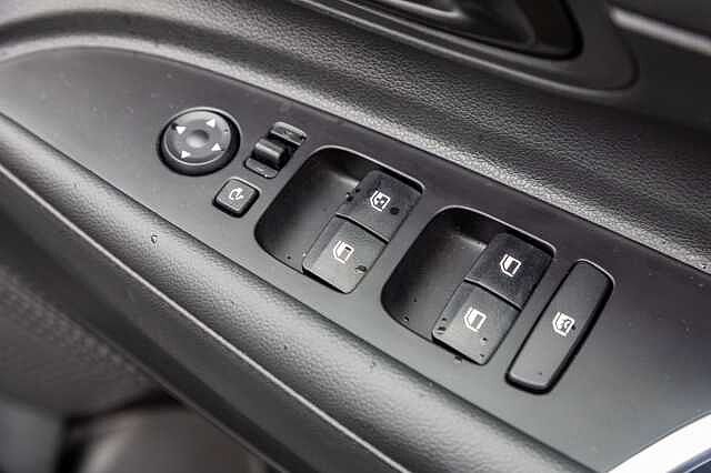 Hyundai Bayon Hatchback 1.0 TGDi Advance 5dr