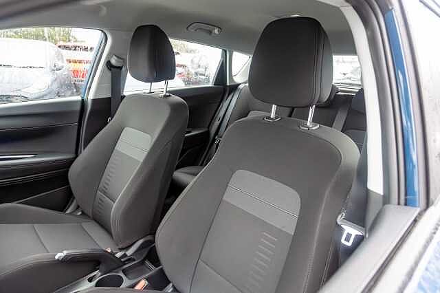 Hyundai BAYON HATCHBACK 1.0 TGDi Advance 5dr DCT Blue