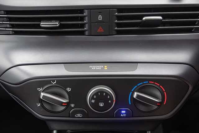 Hyundai BAYON HATCHBACK 1.0 TGDi Advance 5dr DCT Blue