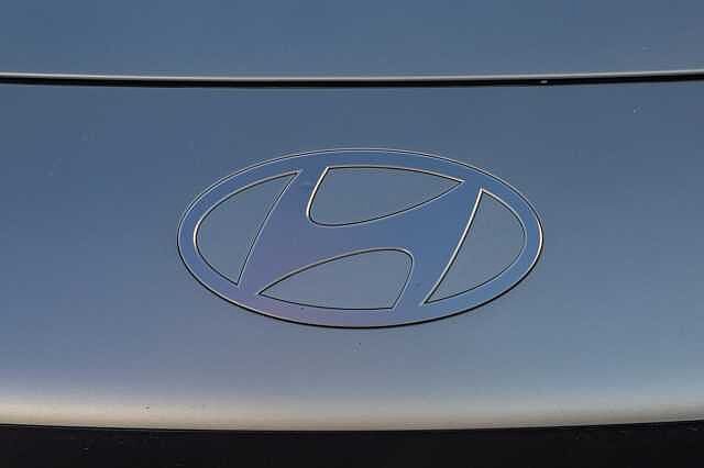 Hyundai IONIQ 6 E (228ps) Premium 77kWh (Single Motor) RWD