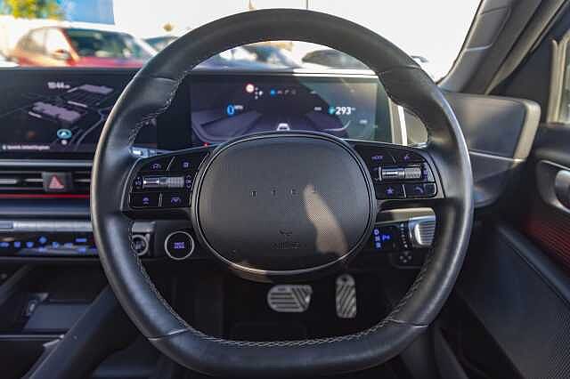 Hyundai IONIQ 6 E (228ps) Premium 77kWh (Single Motor) RWD