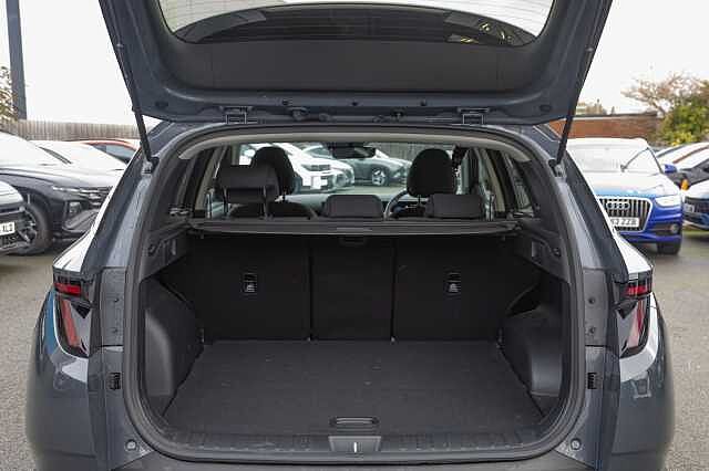 Hyundai TUCSON 1.6T Advance 5dr