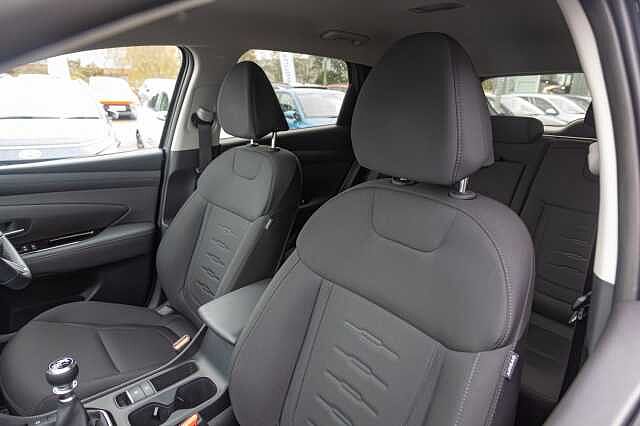 Hyundai TUCSON 1.6T Advance 5dr