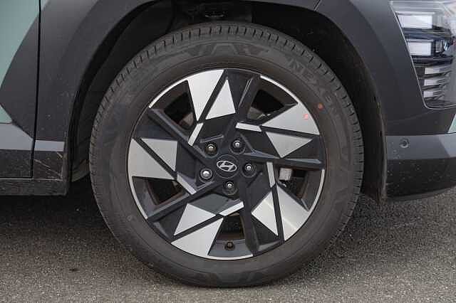 Hyundai KONA 1.6 Hybrid 129 Ultimate 5dr DCT MIRAGE GREEN