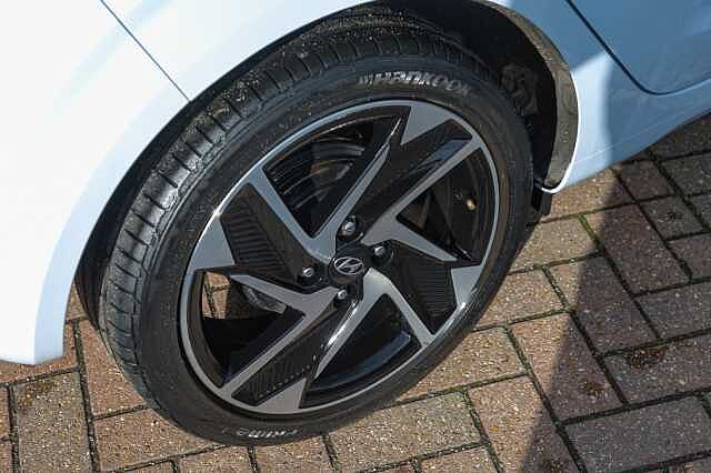 Hyundai i10 1.0 MPi Premium 5dr