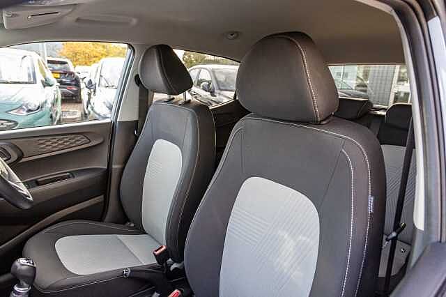 Hyundai i10 1.0 MPi Premium 5dr