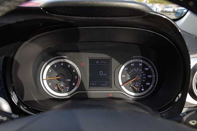 Hyundai i10 1.0 MPi Premium 5dr