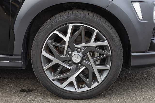 Hyundai KONA 1.6 GDi Hybrid Premium SE 5dr DCT Phantom Black