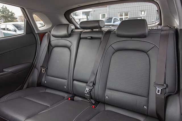 Hyundai KONA 1.6 GDi Hybrid Premium SE 5dr DCT Phantom Black