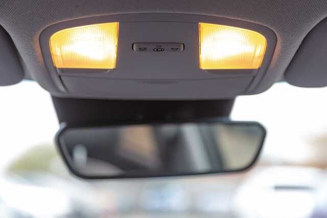 Hyundai KONA 1.6 GDi Hybrid Premium SE 5dr DCT Phantom Black