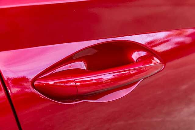 Hyundai BAYON 1.0 TGDi 48V MHEV Premium 5dr DCT Dragon Red