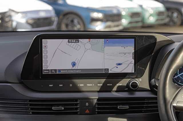 Hyundai BAYON 1.0 TGDi 48V MHEV Premium 5dr DCT Dragon Red