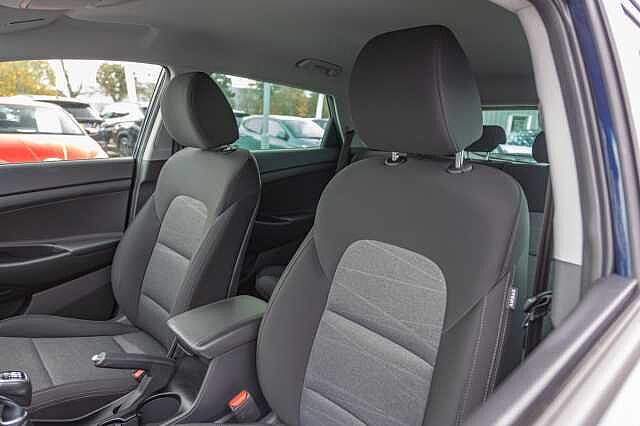 Hyundai TUCSON 1.6 GDi SE Nav 5dr 2WD Stargazing Blue