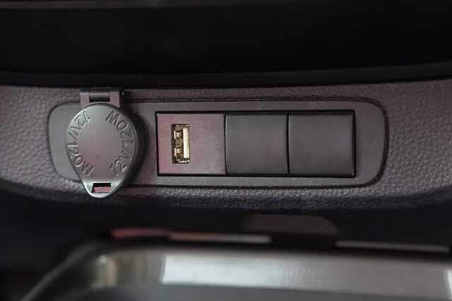 Toyota Aygo X 1.0 VVT-i Edge 5dr Auto