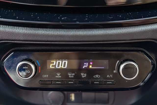 Toyota Aygo X 1.0 VVT-i Edge 5dr Auto