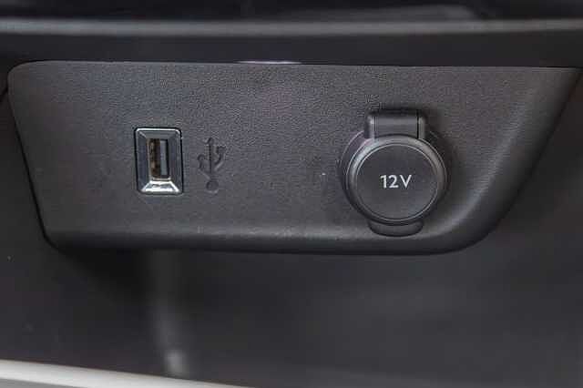 Vauxhall Mokka 100kW SE Nav Premium 50kWh 5dr Auto