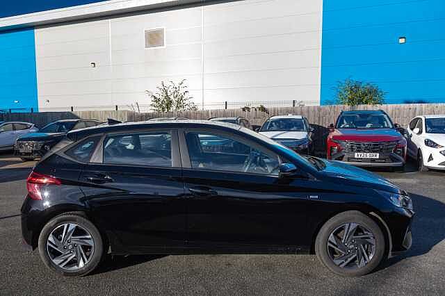 Hyundai I20 1.0T GDi 48V MHD SE Connect 5dr Phantom Black