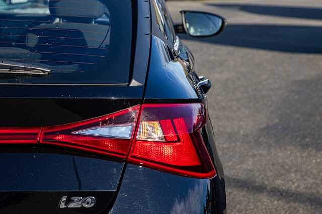 Hyundai I20 1.0T GDi 48V MHD SE Connect 5dr Phantom Black