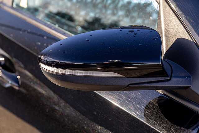Hyundai I20 1.0T GDi 48V MHD SE Connect 5dr Phantom Black