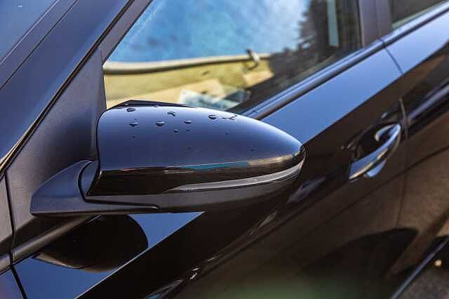 Hyundai I20 1.0T GDi 48V MHD SE Connect 5dr Phantom Black