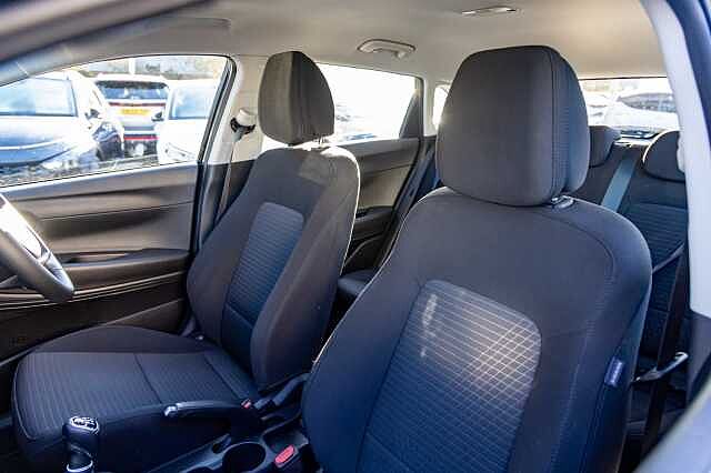 Hyundai I20 1.0T GDi 48V MHD SE Connect 5dr Phantom Black