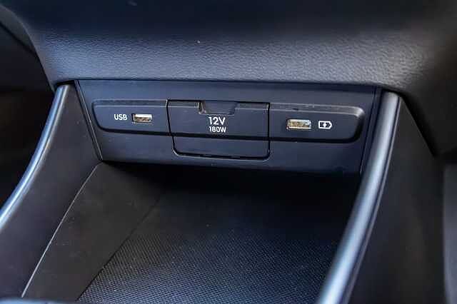 Hyundai I20 1.0T GDi 48V MHD SE Connect 5dr Phantom Black