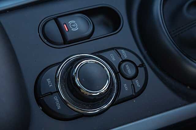 MINI Clubman 1.5 Cooper Exclusive 6dr Auto