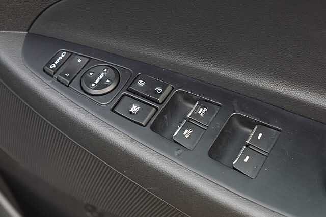 Hyundai TUCSON 1.6 CRDi 48V MHD 136 N Line 5dr 2WD Grey