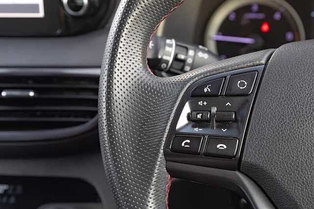 Hyundai TUCSON 1.6 CRDi 48V MHD 136 N Line 5dr 2WD Grey