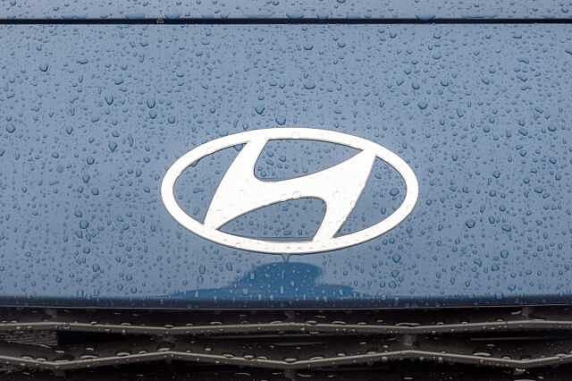 Hyundai I10 1.0 [63] Advance 5dr [Nav] Vibrant blue