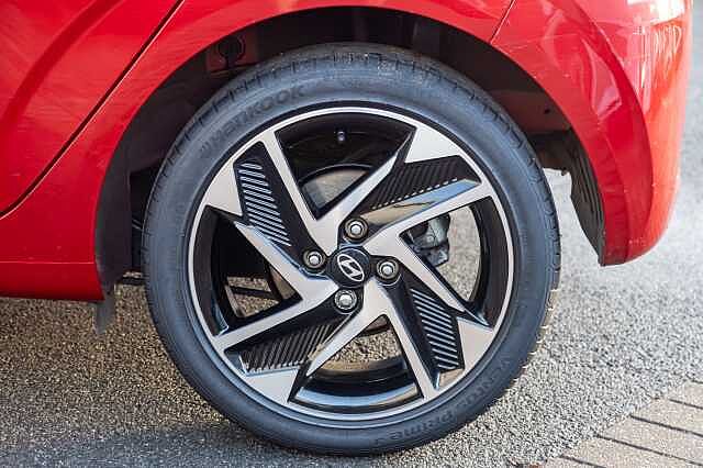 Hyundai I10 1.2 MPi Premium 5dr Dragon Red